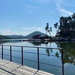 Glamping Machuv Kraj 公寓 多克西