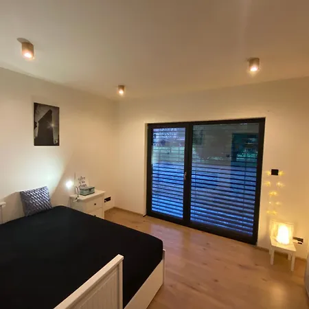 Glamping Máchův Kraj *